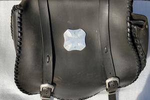 BORSA LATERALE CUSTOM IN PELLE