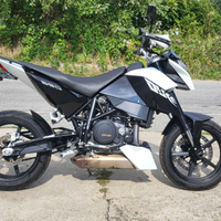 KTM DUKE 690 del 2009 perfette condizioni