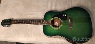 chitarra acustica vintage
