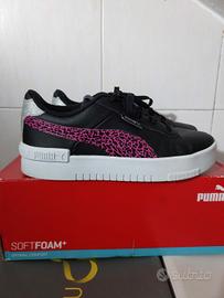 Scarpe da ginnastica Puma nere e inserti fucsia 34
