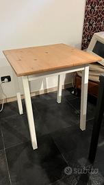 tavolino in legno ikea