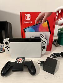 Nintendo Switch OLED bianca