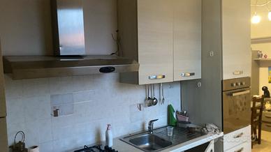 Cucina con forno