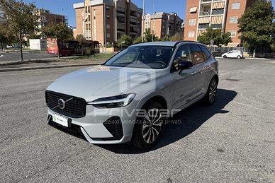 VOLVO XC60 B4 (d) automatico Plus Dark