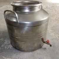 Contenitore per olio