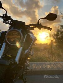 Honda Cb125R Nera