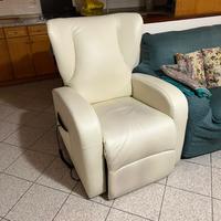 Poltrona elettrica relax anziani
