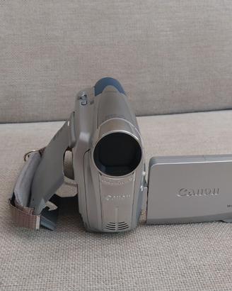 Camcorder CANON MD101