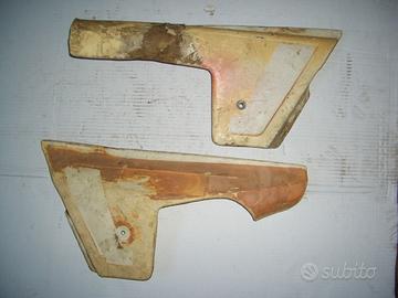 Coppia di fiancatine laterali per KTM 1980