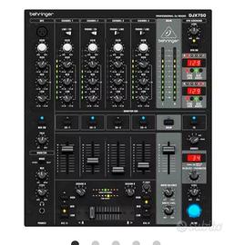 Mixer Behringer DJX750