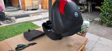 bauletto GIVI 30 litri con piastra 