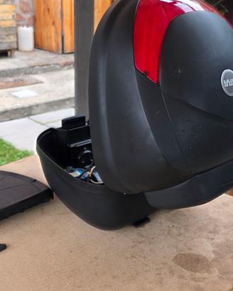 bauletto GIVI 30 litri con piastra 
