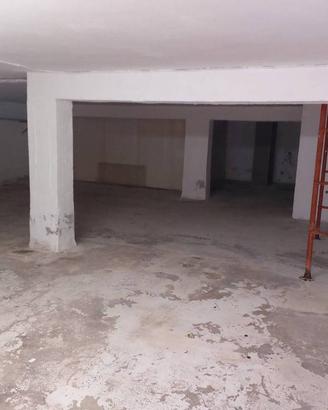 Immobile di 220 m² a Itri