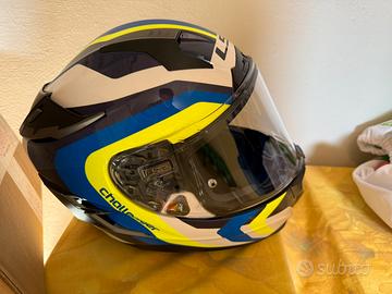 casco nuovo mai usato