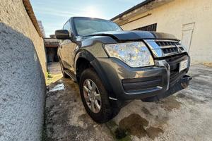 Mitsubishi Pajero 3.2 INCIDENTATO ANNO 2018
