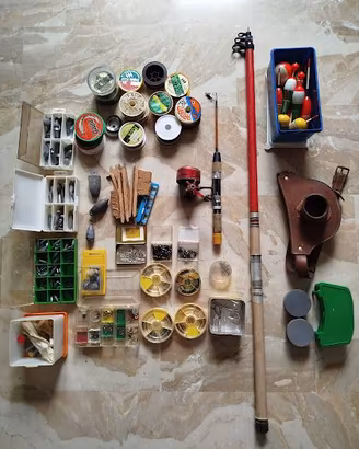 Materiale vario da pesca