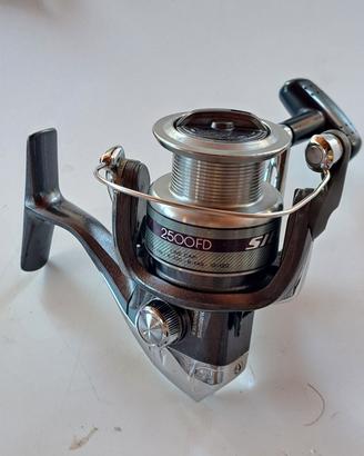 mulinello Shimano 2500