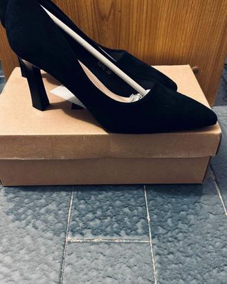 High Heeled Shoes