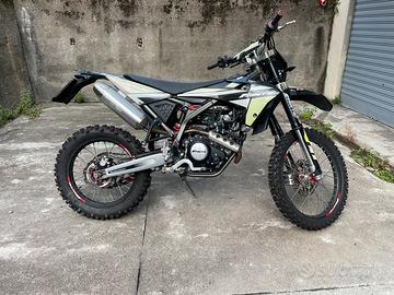 Fantic 125 xmf performance 2022 enduro