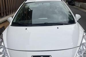 Peugeot 207 sw benzina gpl