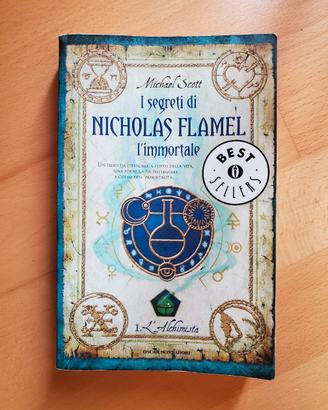 Libro I segreti di Nicholas Flamel di M. Scott