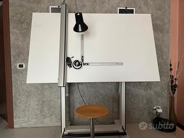 Tavolo da disegno / tecnigrafo