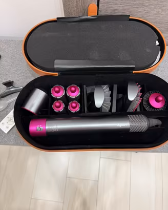 Dyson airwrap