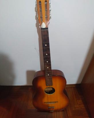 Chitarra Vintage Anni 70 in vero legno
