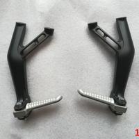 PEDANE PASSEGGERO NUOVI YAMAHA R6 DAL 2017 al 2023