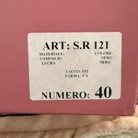 Stivali n.40 in camoscio nero