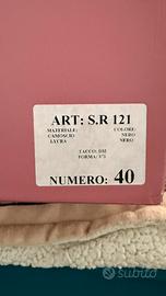 Stivali n.40 in camoscio nero