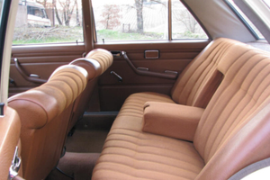 Mercedes W115.200 d/8