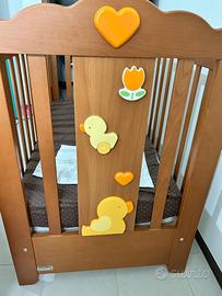 Lettino in legno