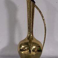 Anfora in rame fatta a mano