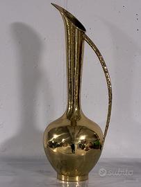 Anfora in rame fatta a mano