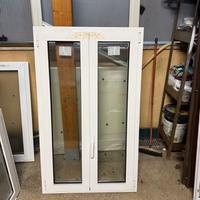 Finestra in alluminio bianca