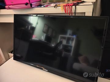 Smart TV 32" Android TV – Con Staffa Muro