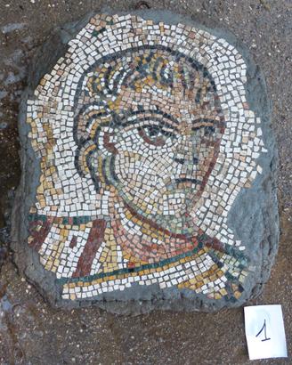 Mosaico "Viso di ragazzo" cm. 70x57 - cod.01