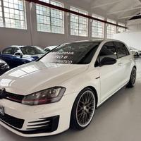 VOLKSWAGEN - Golf - GTI Performance 2.0 TSI DSG 5p