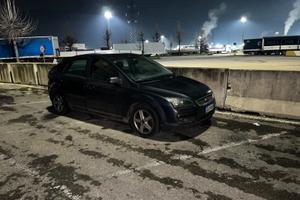 Ford Focus LEGGI BENE