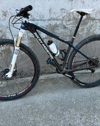 MTB FULL CARBON ROCKY MOUNTAIN