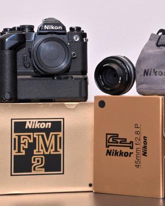 NIKON FM2 + Motor Drive + 45mm