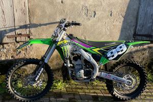 Moto cross Kawasaki 250