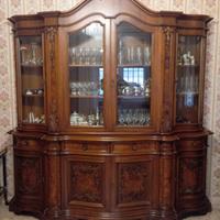 Mobile Credenza SIGNORETTO in noce intarsiata 