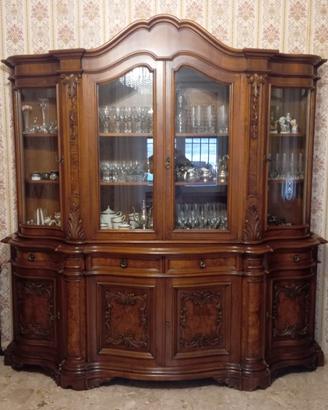 Mobile Credenza SIGNORETTO in noce intarsiata 