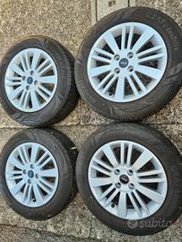 cerchi 15 grande punto con gomme estive 