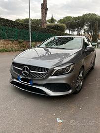 Mercedes-Benz classe A 180 d Premium AMG line