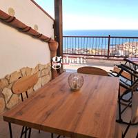 Panoramico 3 vani a pochi minuti dal centro AC/105