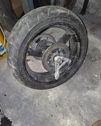 Cerchio posteriore YAMAHA R1 del 2001
