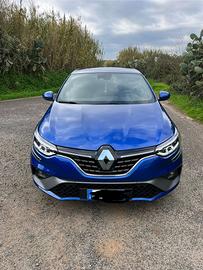 Renault megane e-tech plug-in Rs Line